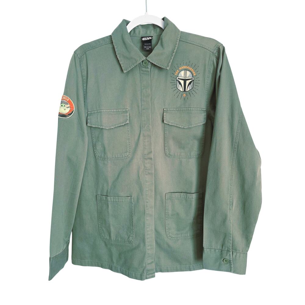 Her Universe Star Wars The Mandalorian Olive Green Utility Patch Shirt Large